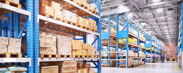 Gondole et rayonnage de magasin